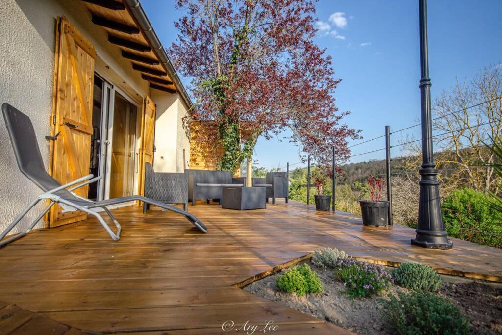Gite Du Mont Plaisir Villa Chouvigny Buitenkant foto
